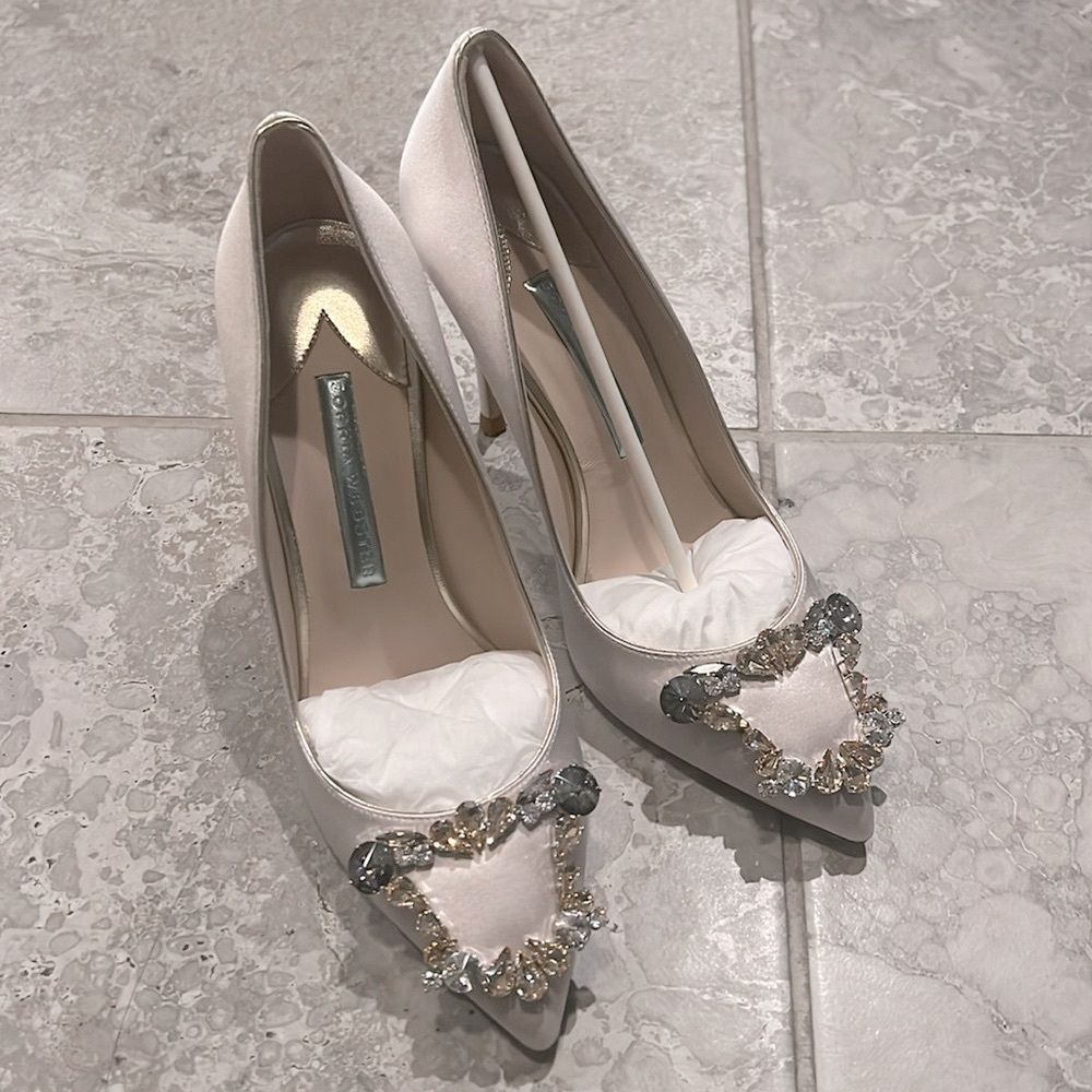 Sophia Webster Margaux Embellished Pointed Toe Pumps in Ivory Satin, New,Size 38 - Picture 11 of 16